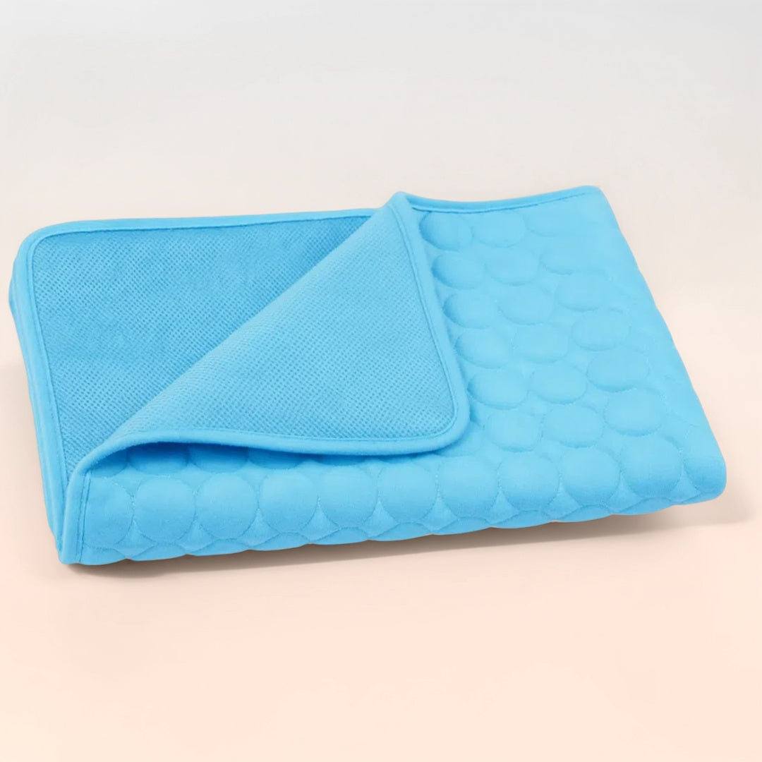 BreezeLuxe™ Ice Silk Pet Cooling Mat