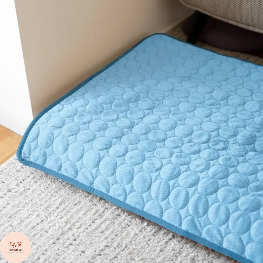 BreezeLuxe™ Ice Silk Pet Cooling Mat